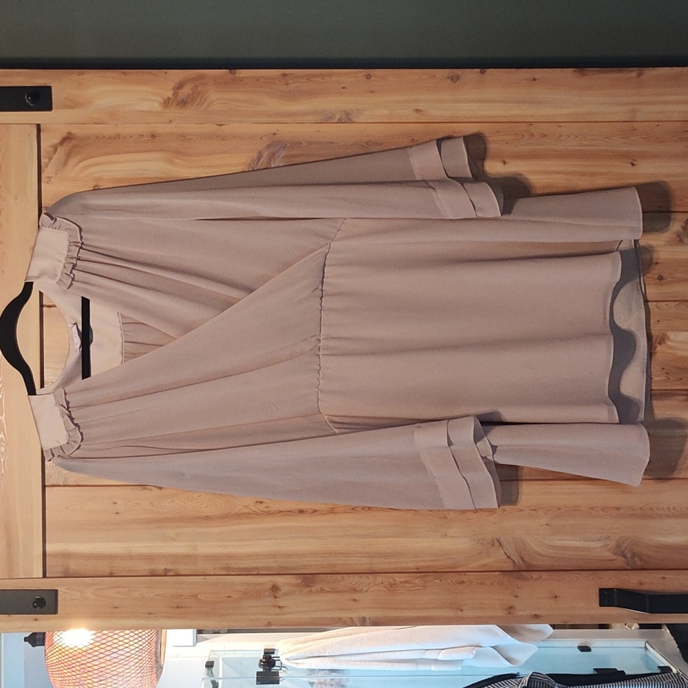Taupe Belle Sleeve Dress